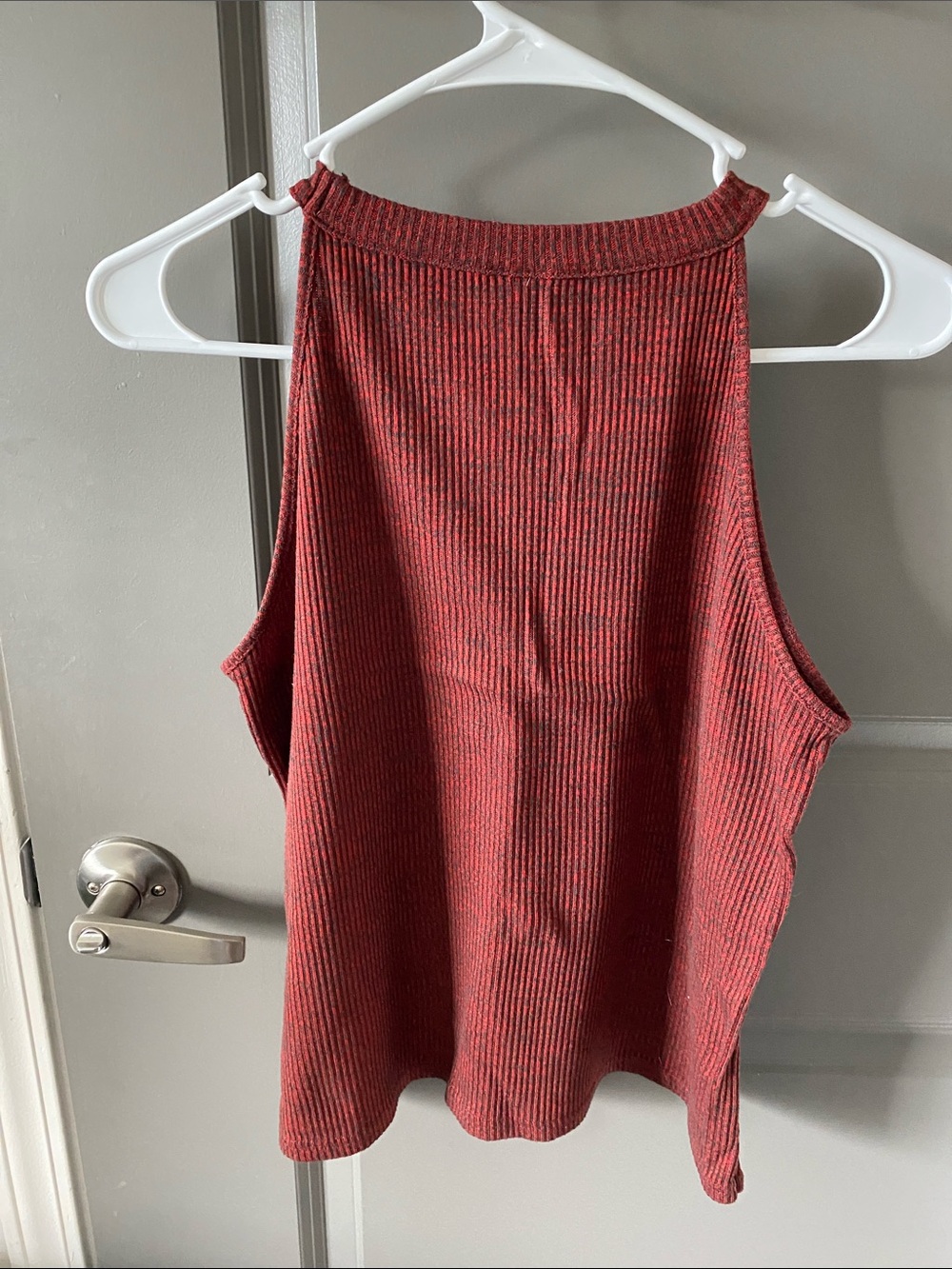 Angie Ribbed High-Neck Tank Top - Rust Red - Picture 3 of 3